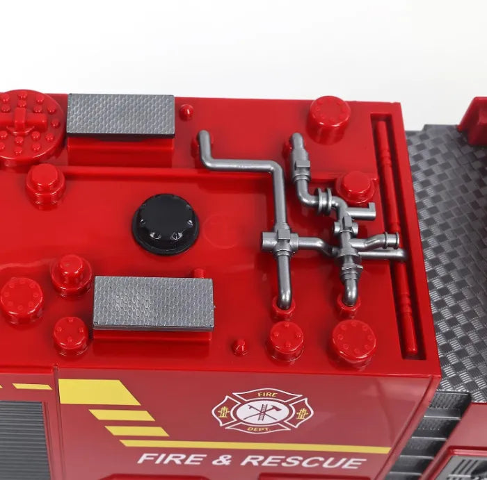 HuiNa 1/14 Scale 22CH RC Fire Truck with Working Water Spray Hose, Sound & Lights (CY1562 RTR)