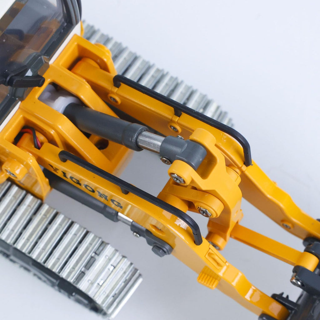MYTOYS 1:50 RC Metal Tracked Loader YG636 - Hobby Grade Construction Series